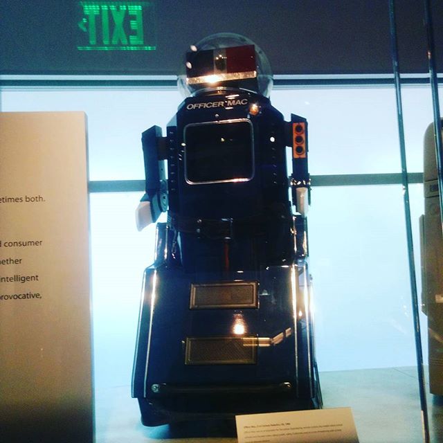 Robot in Mountain View Computer History Museum